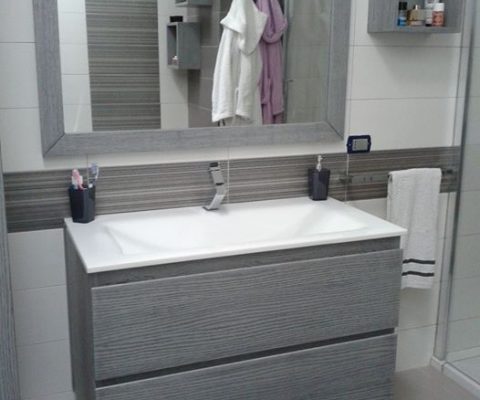 Mobile bagno moderno in rovere spazzolato