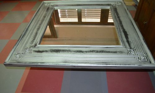 Specchio in legno