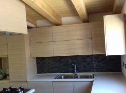 particolare cucina rovere